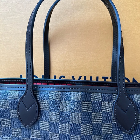 🛑 S O L D 🛑  Louis Vuitton  Damier Ebene Neverfull PM - Picture 4 of 16